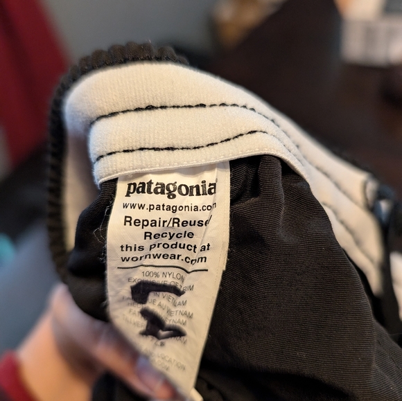 Patagonia Nylon Shorts, Black, Women's Medium - Picture 5 of 6
